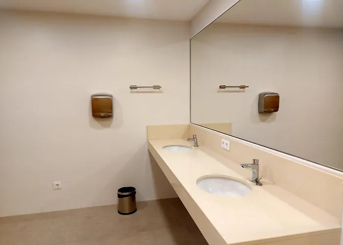 船屋 Boat Barcelona Yacht